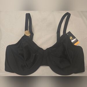 Wacoal Black Full-Coverage Bra with Molded Cups